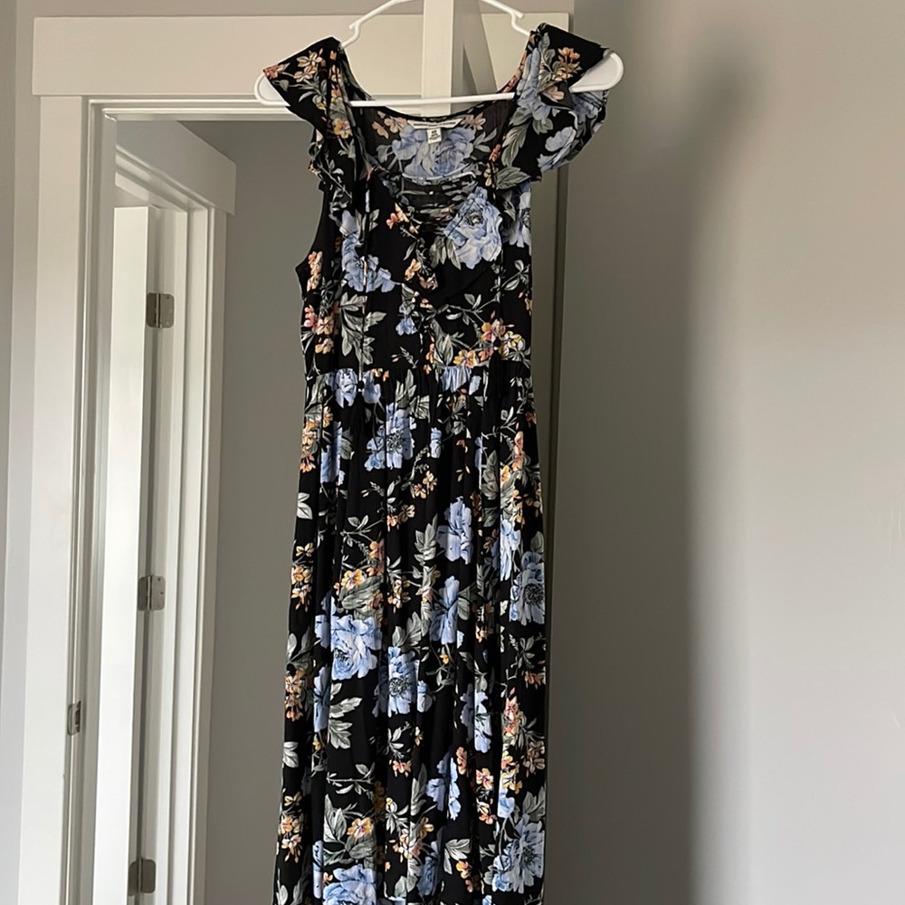 Black floral Maxi Dress | American Eagle
